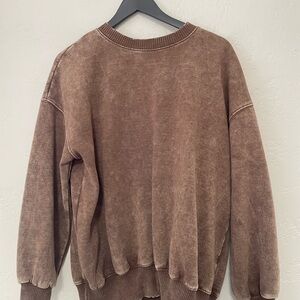 Zenana Outfitters Brown Sweatshirt